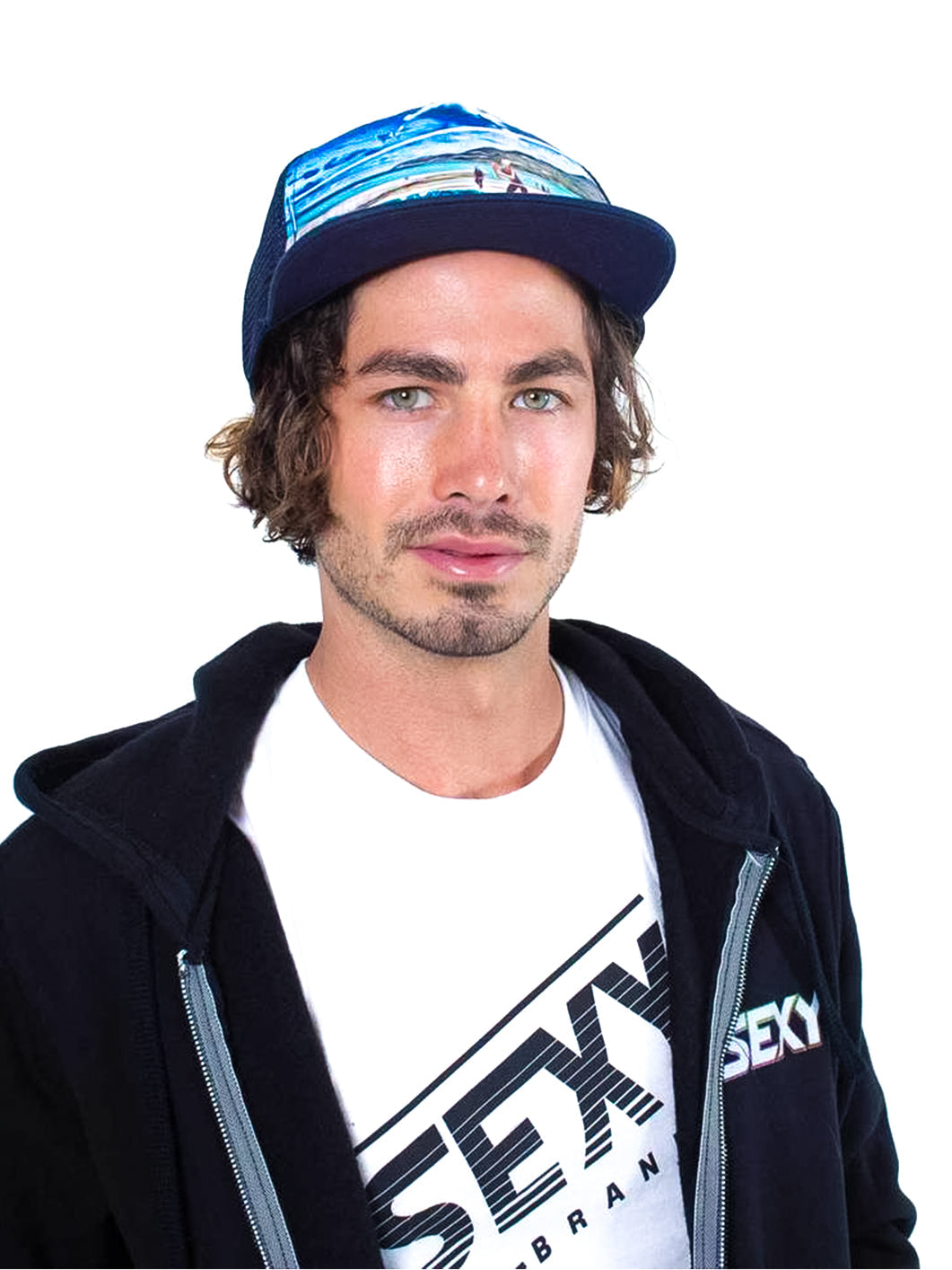 Sandy Beach Scene Hat in Navy w/ Rounded Bill